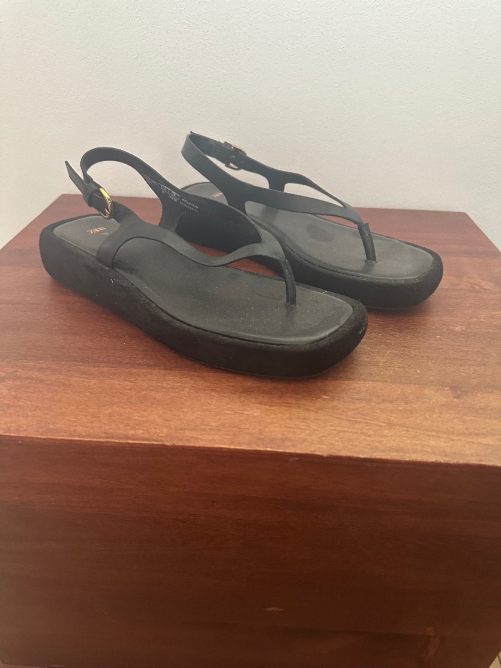 Zara Black Leather Sandals - Sz 38